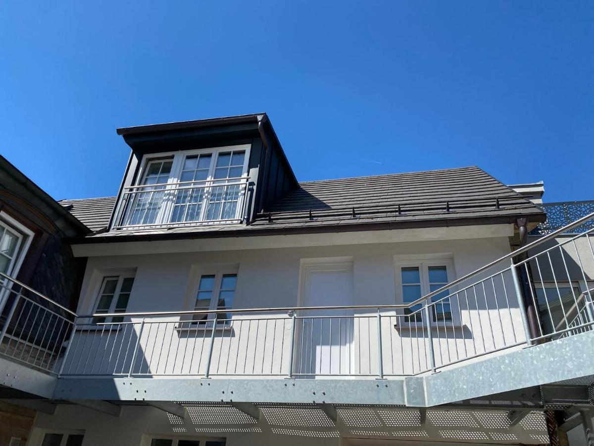 באיירוט Rotmain Apartments מראה חיצוני תמונה