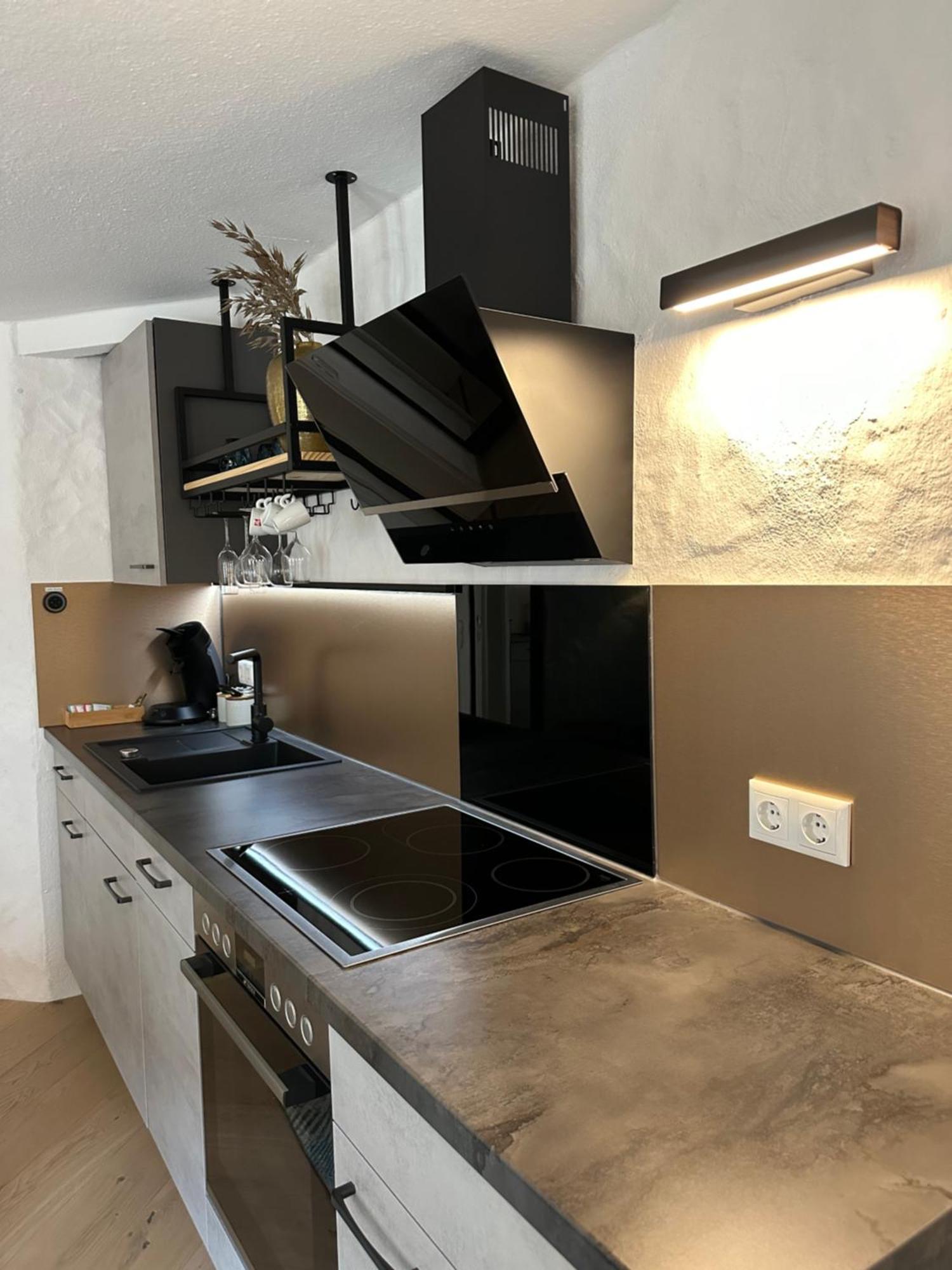 באיירוט Rotmain Apartments מראה חיצוני תמונה