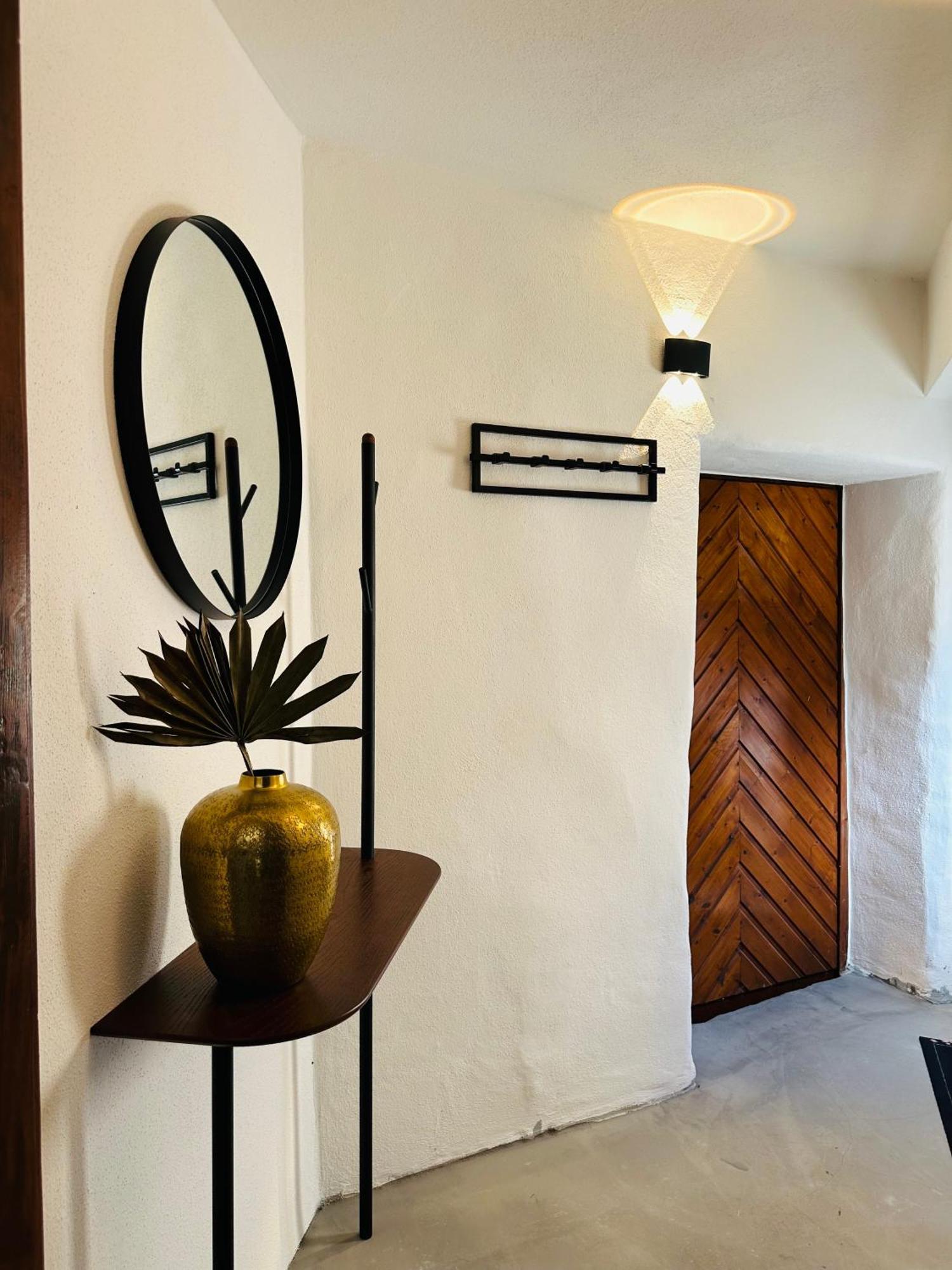 באיירוט Rotmain Apartments מראה חיצוני תמונה