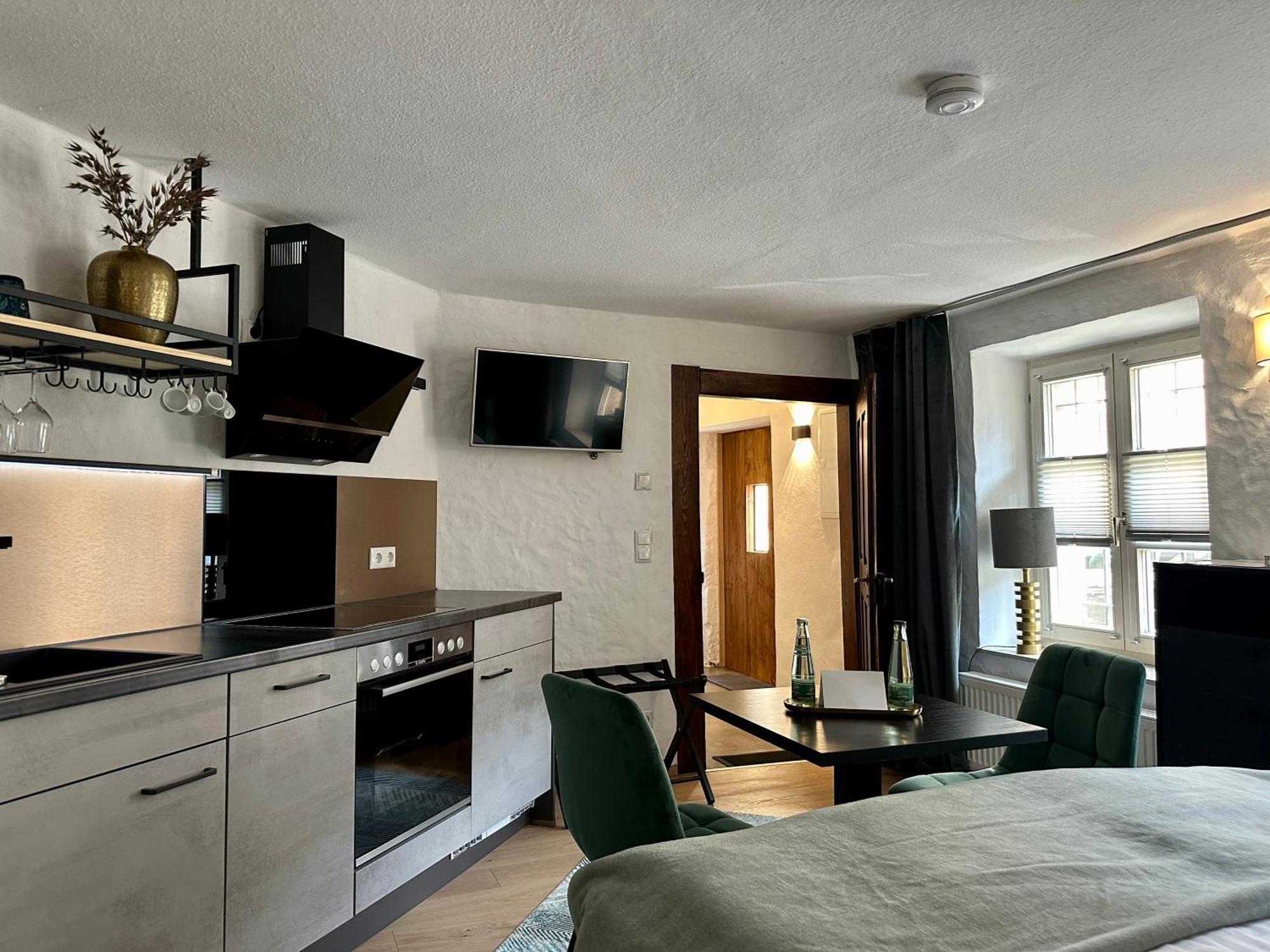 באיירוט Rotmain Apartments מראה חיצוני תמונה