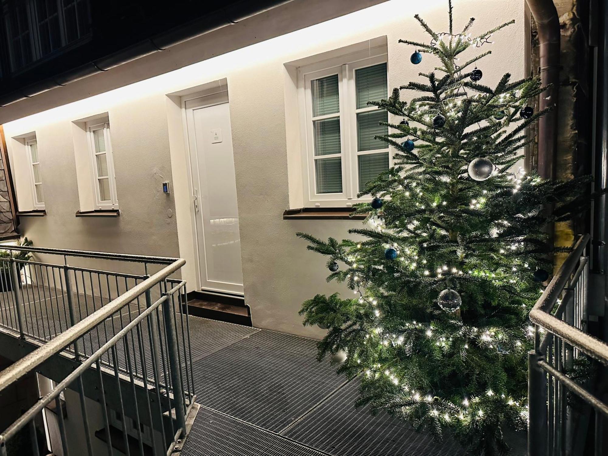 באיירוט Rotmain Apartments מראה חיצוני תמונה